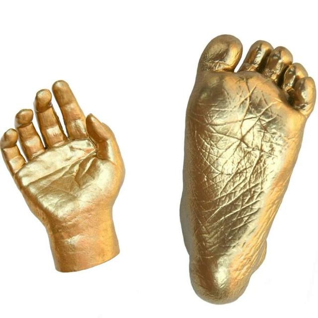 Website Baby Feet Left Website Baby Feet Left